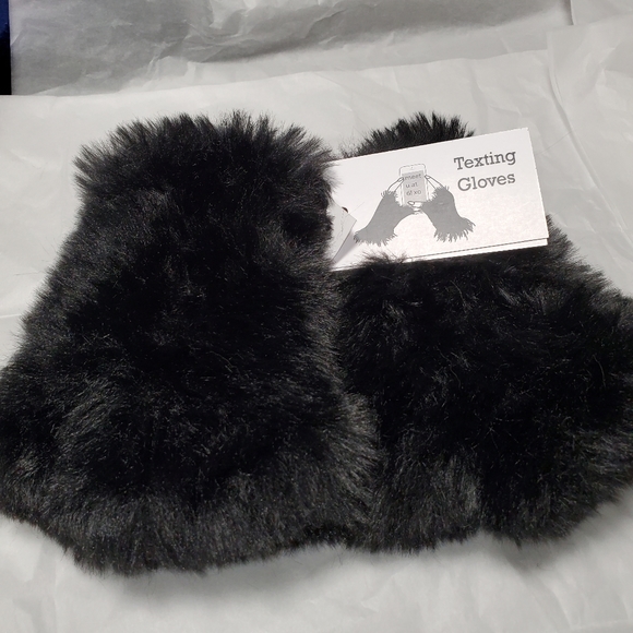 NWT$70 Surell Faux Fur Knit Texting Fingerless Gloves Mittens - Picture 5 of 10